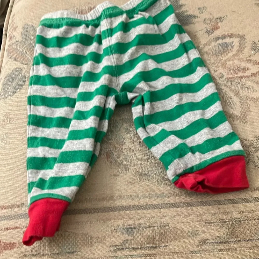 Carters Santa sleep bottoms 6 month size